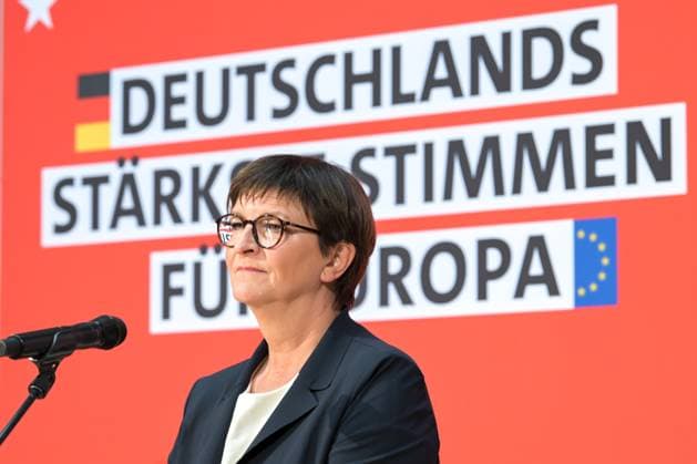 News Themen der Woche KW23 News Bilder des Tages Berlin, Deutschland 09. Juni 2024: Europawahlabend der SPD im Willy-Brandt-Haus - 09.06.2024 Im Bild: Saskia Esken (SPD) *** Berlin, Germany 09 June 2024 European election evening of the SPD at Willy Brandt House 09 06 2024 In the picture Saskia Esken SPD Copyright: xFotostandx xReuhlx
