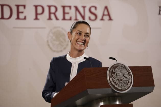 Mexico s incoming President, Claudia Sheinbaum Pardo, speaks during her first briefing at National Palace after meeting with outgoing president Andres Manuel Lopez Obrador. During the press conference she talked about her announcing her cabinet next week to begin the transition with the Mexican Government. Mexico City Mexico - ZUMAe321 20240610_zia_e321_034 Copyright: xLuisxBarronx