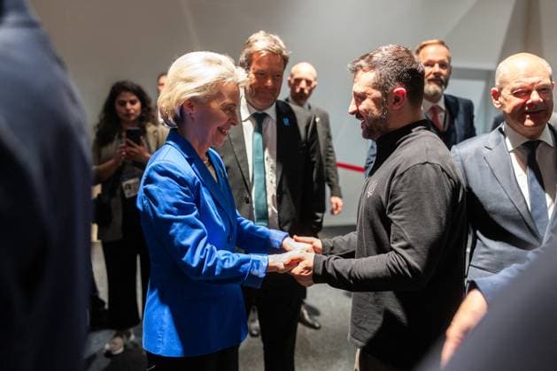 Bilder des Jahres 2024, News 06 Juni News Themen der Woche KW24 European Commission President Ursula von der Leyen welcomes Ukrainian President Volodymyr Zelensky to attend the Ukraine Recovery Conference in Berlin, Germany, on June 11, 2024 Ukraine Presidency via Bestimage unknown  Copyright: xUkrainexPresidencyxviaxBestimagexUkrainexPresidencyxviaxBestimagex