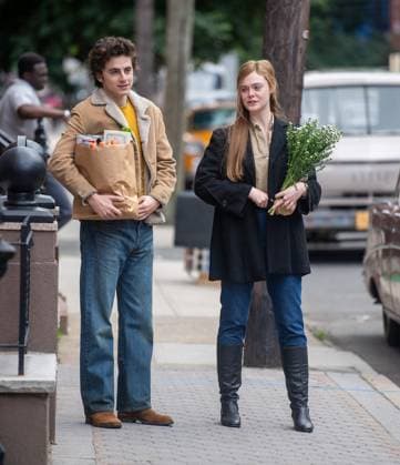 Entertainment Themen der Woche KW24 Timothee Chalamet and Elle Fanning are seen on the set of A Complete Unknown in Hoboken, New Jersey Featuring: Timothee Chalamet, Elle Fanning Where: Hoboken, New Jersey, United States When: 11 Jun 2024 Credit: BauerGriffin INSTARimages EDITORIAL USE ONLY. NOT FOR USE BY NEWSPAPERS BASED IN THE UK. Copyright: xDAMEBKx instar53840501