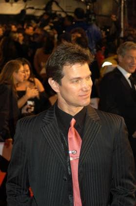 THE 7TH ANNUAL GQ MAN OF THE YEAR AWARDS NY CHRIS ISAAK ARRIVING TO THE 7TH ANNUAL GQ MEN OF THE YEAR AWARDS. THE MANHATTAN CENTER, NEW YORK CITY. 16 OCTOBER 2002. UCT CHRIS ISAAK,  Copyright: xCarolinexTorem-Craigx xAvalonx 0543628725