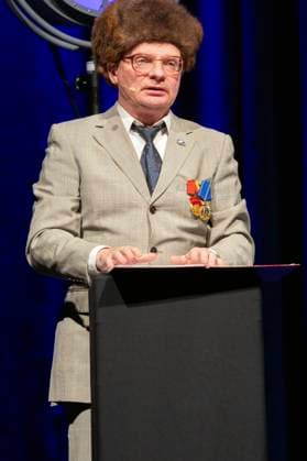 Uwe Steimle live mit dem Comedy-Programm Mir san mir ¦ und mir ooch in der Stadthalle Krone. Bautzen, 12.06.2024 *** Uwe Steimle live with the comedy program Mir san mir ¦ und mir ooch in the Stadthalle Krone Bautzen, 12 06 2024 Foto:xM.xWehnertx xFuturexImagex steimle_4621