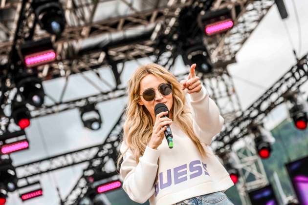 13.06.2024, Bad Kleinkircheim, AUT, Unterwegs in Kärnten, Reportage, Wenn die Musi Spielt 2024, im Bild Melissa Naschenweng,
