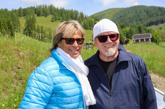 13.06.2024, Bad Kleinkircheim, AUT, Unterwegs in Kärnten, Reportage, Wenn die Musi Spielt 2024, im Bild Hansi Hinterseer, Dj-Ötzi,