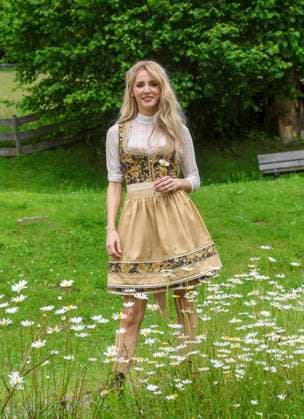 13.06.2024, Bad Kleinkircheim, AUT, Unterwegs in Kärnten, Reportage, Wenn die Musi Spielt 2024, im Bild Melissa Naschenweng,