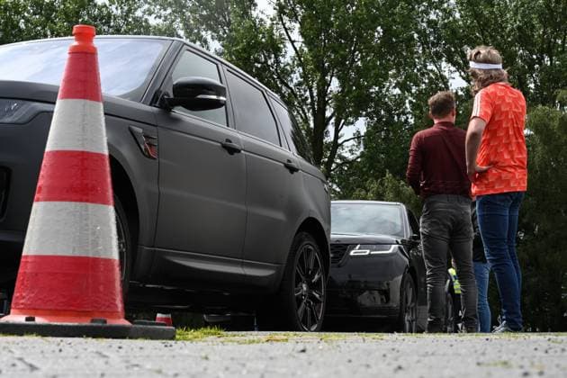 Grenzkontrolle im Anreiseverkehr zum ersten Spiel der Niederlande. Seit den Frühen Morgenstunden des 15. Juni kontrolliert die Bundespolizeidirektion Bad Bentheim am Grenzübergang Bunderneuland den Anreiseverkehr zum Länderspiel der niederländischen Nationalmannschaft. Bunde Niedersachsen Deutschland