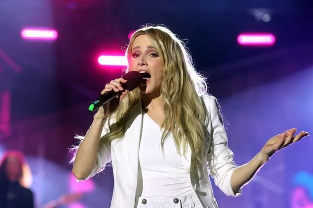 ORF Wenn die Musi spielt . Sängerin Melissa Naschenweng während Proben zum Musik Open Air Wenn die Musi spielt am 14.06.2024 in Bad Kleinkirchheim. 20240615SBK0228