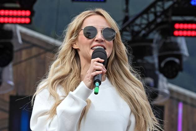 ORF Wenn die Musi spielt . Sängerin Melissa Naschenweng während Proben zum Musik Open Air Wenn die Musi spielt am 14.06.2024 in Bad Kleinkirchheim. 20240615SBK0044