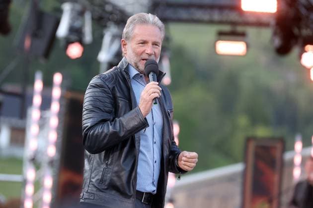 ORF Wenn die Musi spielt . Sänger Gottfried Würcher ( Die Nockis ) während Proben zum Musik Open Air Wenn die Musi spielt am 14.06.2024 in Bad Kleinkirchheim. 20240615SBK0075