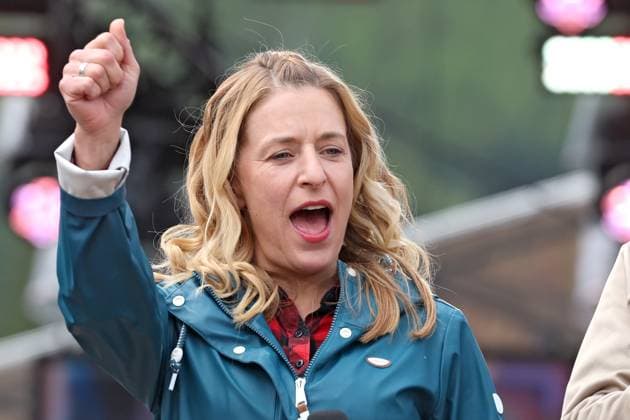 ORF Wenn die Musi spielt . Sängerin Stefanie Hertel während Proben zum Musik Open Air Wenn die Musi spielt am 14.06.2024 in Bad Kleinkirchheim. 20240615SBK0070