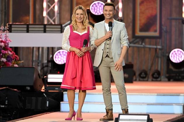 15.06.2024 - Bad Kleinkirchheim St. Oswald am Hoferriegel in Österreich (AUT) - Wenn die Musi spielt Open Air 2024 - Stefanie Hertel und Marco Ventre,