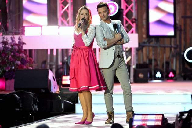 15.06.2024 - Bad Kleinkirchheim St. Oswald am Hoferriegel in Österreich (AUT) - Wenn die Musi spielt Open Air 2024 - Stefanie Hertel und Marco Ventre,