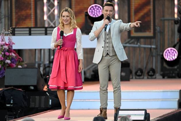 15.06.2024 - Bad Kleinkirchheim St. Oswald am Hoferriegel in Österreich (AUT) - Wenn die Musi spielt Open Air 2024 - Stefanie Hertel und Marco Ventre,