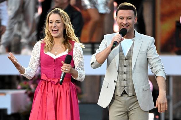 15.06.2024 - Bad Kleinkirchheim St. Oswald am Hoferriegel in Österreich (AUT) - Wenn die Musi spielt Open Air 2024 - Stefanie Hertel und Marco Ventre,