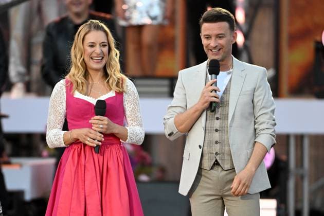 15.06.2024 - Bad Kleinkirchheim St. Oswald am Hoferriegel in Österreich (AUT) - Wenn die Musi spielt Open Air 2024 - Stefanie Hertel und Marco Ventre,