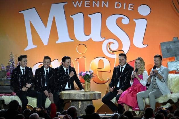 15.06.2024 - Bad Kleinkirchheim St. Oswald am Hoferriegel in Österreich (AUT) - Wenn die Musi spielt Open Air 2024 - Esteriore Brothers mit Stefanie Hertel und Marco Ventre,