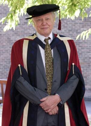 SIR DAVID ATTENBOROUGH RECEIVED AN HONORARY DEGREE FROM OXFORD BROOKS UNIVERSITY WORLD RENOWNED BROADCASTER, NATURALIST AND AUTHOR SIR DAVID ATTENBOROUGH RECEIVED AN HONORARY DEGREE FROM OXFORD BROOKS UNIVERSITY TODAY. 17 SEPTEMBER 2003. PICTURES,  Copyright: xGeoffxSwainex xAvalonx 0544631817