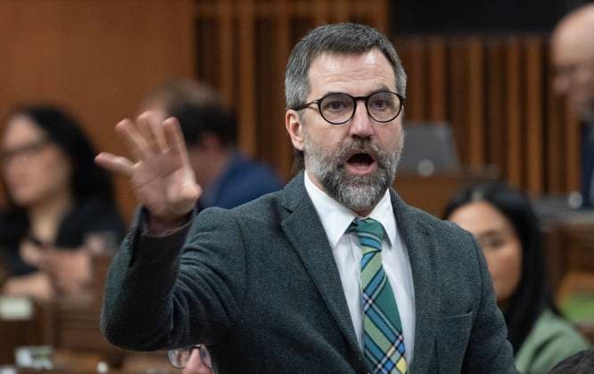 June 17, 2024, Ottawa, On, Canada: Environment and Climate Change Minister Steven Guilbeault rises during Question Period, Monday, June 17, 2024 in Ottawa. Ottawa Canada  - ZUMAc35_ 20240617_zaf_c35_029 Copyright: xAdrianxWyldx