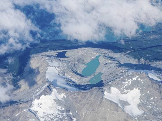 Creative Highlights World Mountains, white clouds and green lakes, flight over Patagonia, Chile, South America *** Mountains, White Clouds and Green lakes, Flight Over Patagonia, Chile, South America Copyright: imageBROKER BerndxBieder ibxbmb10747610.jpg