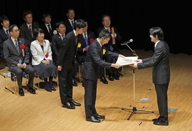 Japan crown prince at award ceremony Japanese Crown Prince Fumihito (R) attends an award ceremony for the Japan Water Prize at the National Museum of Emerging Science and Innovation in Tokyo on June 18, 2024.  A14AA0003015858P