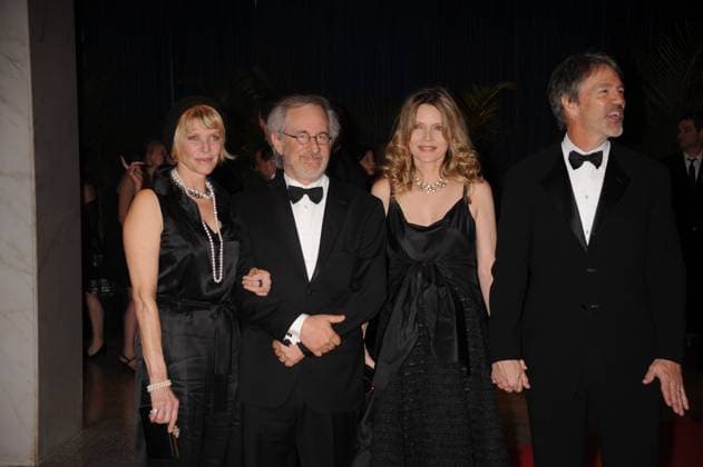 White House Correspondents dinner pre-party Director Steven Spielberg (2nd L) and his wife Kate Kate Capshaw (L) poses with actress Michelle Pfeiffer (2nd R) and David E. Kelley attend the TIME CNN People Fortune 2010 White House Correspondents dinner pre-party at Hilton Washington Hotel on May 1, 2010 in Washington, DC Picture by Dennis Van Tine,  Copyright: xDennisxVanxTinex xAvalonx 0549010088