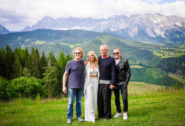 Bilder des Jahres 2024, Entertainment 06 Juni Entertainment Themen der Woche KW26 Entertainment Bilder des Tages 24.06.2024, Reiteralm, AUT, Unterwegs in Steiermark, Skiopening PK, Schladming 2024, im Bild PK, Bryan Adams, Klaus Leutgeb, Silvia Schneider, Sting, Simply Red, Silvia Schneider, *** 24 06 2024, Reiteralm, AUT, On the road in Styria, Skiopening PK, Schladming 2024, in the picture PK, Bryan Adams, Klaus Leutgeb, Silvia Schneider, Sting, Simply Red, Silvia Schneider,