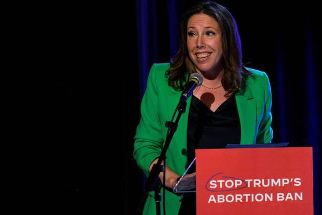 June 24, 2024, Madison, Wisconsin, USA: Emily s List president JESSICA MACKLER warms up the crowd at an abortion rights rally in Madison, Wis. on Monday night, June 24. Later in the rally, U.S. Sen. Elizabeth Warren (D-Mass.) told the crowd of 300, The reason we lost Roe v. Wade was Donald Trump. Warren was in Madison stumping for President Joe Biden s reelection on the second anniversary of the release of the U.S. Supreme Court decision Dobbs v. Jackson Women s Health Organization. In Dobbs, the Supreme Court ended abortion rights under the federal constitution. Wisconsin is one of a handful of states expected to decide the 2024 election. Biden won Wisconsin by just 20,000 votes in 2020. Madison USA - ZUMAb262 20240624_znp_b262_008 Copyright: xJeffxM.xBrownx