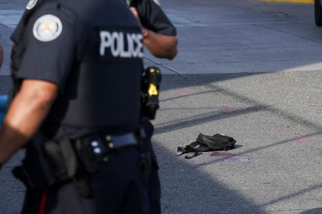 June 25, 2024, Toronto, On, CANADA: Toronto Police officers work the scene of a stabbing at Jane Subway Station in Toronto, on Tuesday, June 25, 2024. Toronto CANADA  - ZUMAc35_ 20240625_zaf_c35_130 Copyright: xArlynxMcadoreyx