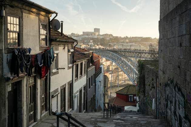 View from Ribeira of Ponte Dom Luis I Bridge, Porto, Porto District, Norte, Portugal, Europe Copyright: BenxPipe 848-3050