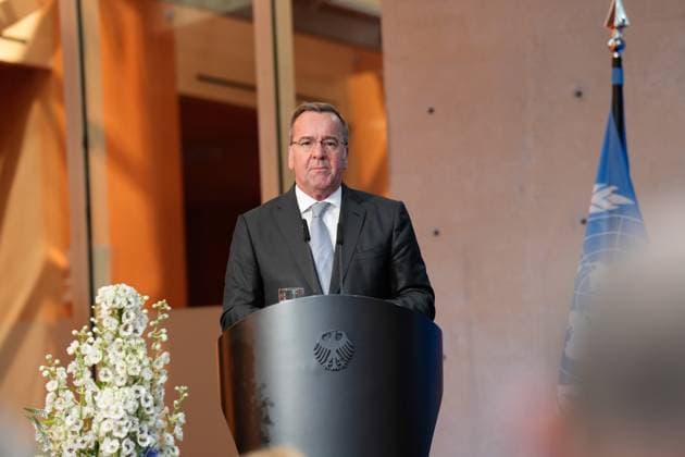 Tag des Peacekeeping 2024, Bundesminister der Verteidigung, Boris Pistorius Tag des Peacekeeping 2024, Ehrung von deutschem Personal in internationalen Friedenseinsätzen im AXICA Veranstaltungszentrum am Brandenburger Tor, Bundesminister der Verteidigung, Boris Pistorius Berlin Berlin GER