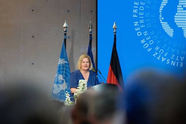 Tag des Peacekeeping 2024 Tag des Peacekeeping 2024, Ehrung von deutschem Personal in internationalen Friedenseinsätzen im AXICA Veranstaltungszentrum am Brandenburger Tor, Bundesministerin des Innern und für Heimat Nancy Faeser Berlin Berlin GER