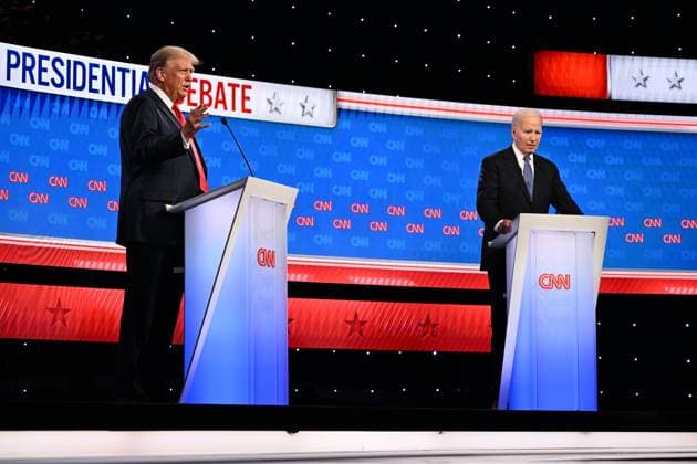 June 27, 2024, Atlanta, Georgia, USA: Former President DONALD TRUMP, left, and President JOE BIDEN face off during their first presidential debate at CNN. Atlanta USA - ZUMA 20240627_new_z03_043 Copyright: xWillxLanzonix