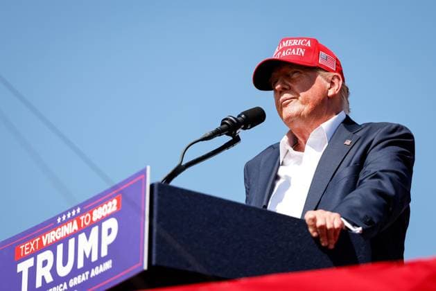 News Themen der Woche KW26 News Bilder des Tages June 28, 2024, Chesapeake, Virginia, USA: Former President Donald Trump speaks at Greenbrier Farms in Chesapeake, Virginia, on June 28, 2024. Chesapeake USA - ZUMAm67_ 20240628_zaf_m67_018 Copyright: xBillyxSchuermanx