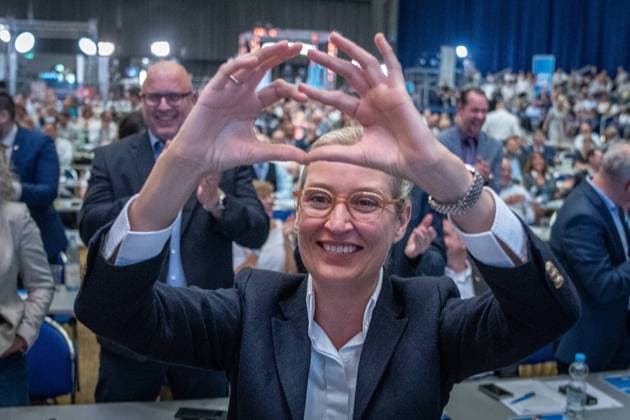 Bilder des Jahres 2024, News 06 Juni News Themen der Woche KW26 News Bilder des Tages Alice Weidel, Bundesprecherin AfD, nach der Wahl ihres Co-Vorsitzenden;15. Bundesparteitag AfD Alternative für Deutschland 2024 in Essen , Essen Nordrhein-Westfalen Deutschland Grugahalle *** Alice Weidel, Federal Spokesperson AfD, after the election of her co-chair 15 Federal Party Conference AfD Alternative for Germany 2024 in Essen , Essen North Rhine-Westphalia Germany Grugahalle