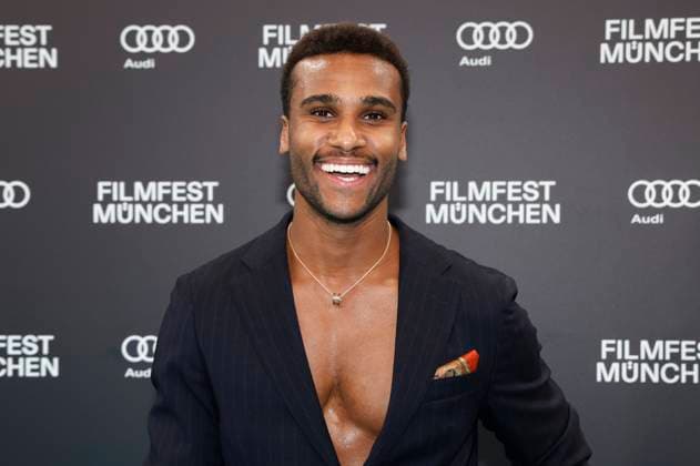 Tijan Njie bei der Festivaleröffnung mit der Premiere des Kinofilms Zwei zu eins auf dem 41. Filmfest München 2024 im Gasteig HP8. München, 29.06.2024 *** Tijan Njie at the festival opening with the premiere of the feature film Two to One at the 41 Filmfest München 2024 at Gasteig HP8 Munich, 29 06 2024 Foto:xD.xBedrosianx xFuturexImagex filmfest_opening_4789