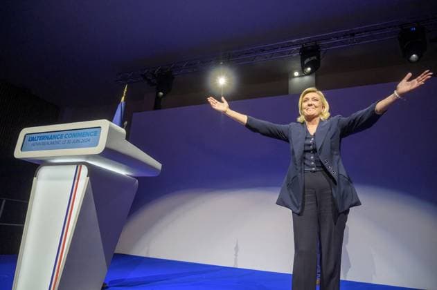Marine Le Pen Elected In 1st Round Of Legislative Elections - Henin-Beaumont Marine Le Pen, Rassemblement National, gives a speech after being re-elected in the 1st round in the 11th constituency of Pas-de-Calais, on her lectern with the words L alternance commence ( The changeover is starting ). Hénin-Beaumont, France on June 30, 2024. Photo by Blanquart C ANDBZ ABACAPRESS.COM Hénin Beaumont France  Copyright: xBlanquartxCh ANDBZ ABACAx