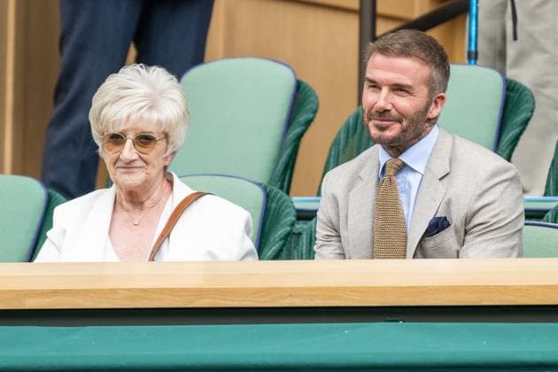 Sandra Beckham and David Beckham watch tennis from The Royal Box on the first day of the Wimbledon tennis championships held at the All England Lawn Tennis & Croquet Club Featuring: Sandra Backham, David Beckham Where: London, United Kingdom When: 01 Jul 2024 Credit: Ray Tang Cover Images **STRICTLY EDITORIAL USE ONLY** EDITORIAL USE ONLY. NOT FOR USE BY NEWSPAPERS BASED IN THE UK. Copyright: xx coverimg53903444