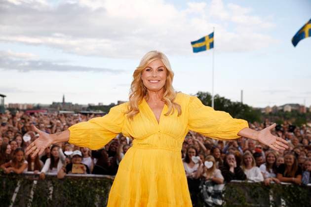 Entertainment Themen der Woche KW27 Entertainment Bilder des Tages STOCKHOLM, SVERIGE 20240702 Programledaren Pernilla Wahlgren under tisdagens Allsang pa Skansen. STOCKHOLM SVERIGE x11576x *** STOCKHOLM, SWEDEN 20240702 Host Pernilla Wahlgren during Tuesdays Allsang pa Skansen STOCKHOLM SWEDEN x11576x  Copyright: xMickanxMörk TTx ALLSANG PA SKANSEN 2024 b9jYY1o9kco