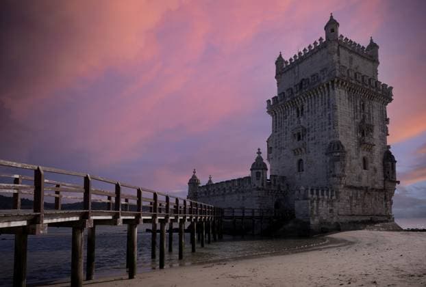 Torre de Belém, Lisbon, evening mood, twilight, Portugal, Europe *** Torre de Belém, Lisbon, evening mood, twilight, Portugal, Europe Copyright: imageBROKER MichaelxWeber ibximw10917706.jpg