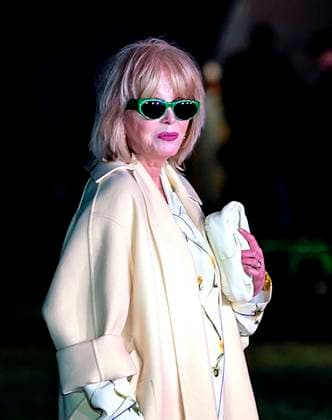 Burberry show Autumn Winter 2024 Joanna Lumley at the Burberry show Autumn Winter 2024, London Fashion Week, UK - 19 Feb 2024,  Copyright: xcelebrityphotosxukx xAvalonx 0850319681