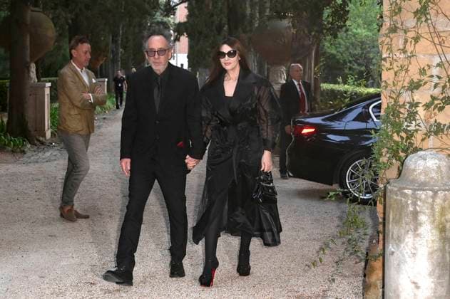 Tim Burton mit Partnerin Monica Bellucci bei der 64. Verleihung der Globi d Oro 2024 in der Accademia Tedesca di Roma Villa Massimo. Rom, 03.07.2024