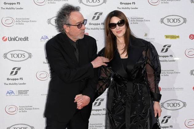 Tim Burton mit Partnerin Monica Bellucci bei der 64. Verleihung der Globi d Oro 2024 in der Accademia Tedesca di Roma Villa Massimo. Rom, 03.07.2024