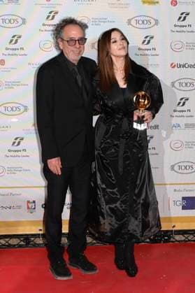 Tim Burton mit Partnerin Monica Bellucci bei der 64. Verleihung der Globi d Oro 2024 in der Accademia Tedesca di Roma Villa Massimo. Rom, 03.07.2024