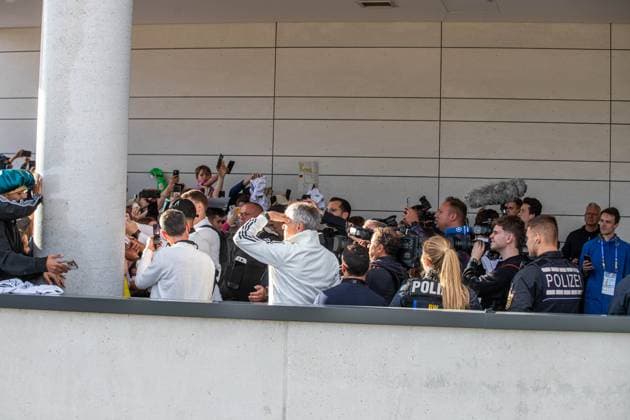 Ankunft der deutschen Fußballnationalmannschaft am Mövenpick Hotel am stuttgarter Flughafen. Copyright: xSimonxAdomatx