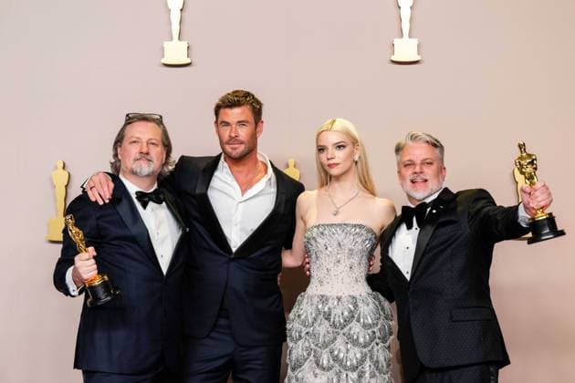 Anya Taylor-Joy, Archivbilder 96th Oscars, Academy Awards Dave Mullins and Brad Booker pose backstage with the OscarÂ® for Animated Short Film and Chris Hemsworth and Anya Taylor-Joy during the live ABC telecast of the 96th OscarsÂ® at DolbyÂ® Theatre at Ovation Hollywood on Sunday, March 10, 2024.,  Copyright: xSRSx xAvalonx 0855727414
