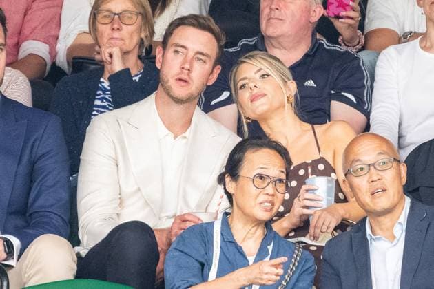Strart Broad , Mollie King watch centre court tennis on the fifth day of the Wimbledon tennis championships held at the All England Lawn Tennis & Croquet Club Featuring: Strart Broad, Mollie King Where: London, United Kingdom When: 05 Jul 2024 Credit: Ray Tang Cover Images **STRICTLY EDITORIAL USE ONLY** EDITORIAL USE ONLY. NOT FOR USE BY NEWSPAPERS BASED IN THE UK. Copyright: xx coverimg53923304