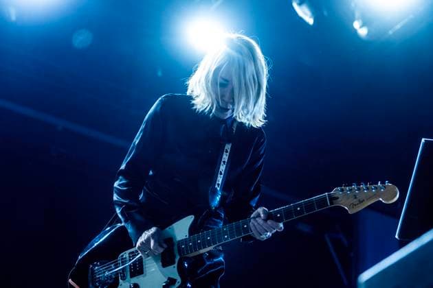 Bilder des Jahres 2024, Entertainment 07 Juli Entertainment Themen der Woche KW27 Entertainment Bilder des Tages Kim Gordon is playing at Avalon at Roskilde Festival on Friday, July 5, 2024.. (Photo: Helle Arensbak Ritzau Scanpix) , Roskilde Denmark *** Kim Gordon is playing at Avalon at Roskilde Festival on Friday, July 5, 2024 Photo Helle Arensbak Ritzau Scanpix , Roskilde Denmark  Copyright: HellexArensbak HellexArensbakx spdk20240705-183456-L