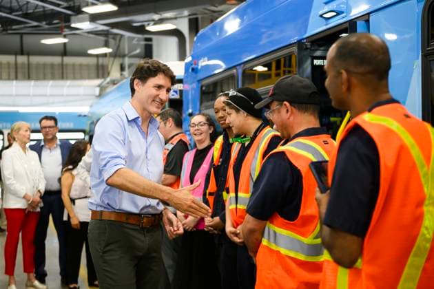July 5, 2024, Richmond Hill, On, Canada: Prime Minister Justin Trudeau greets employees after tourinf a fully electric bus at a York Region Transit facility in Richmond Hill, Ont., on Friday, July 5, 2024. Richmond Hill Canada  - ZUMAc35_ 20240705_zaf_c35_107 Copyright: xChristopherxKatsarovx