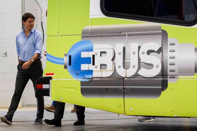July 5, 2024, Richmond Hill, On, Canada: Prime Minister Justin Trudeau tours a fully electric bus at a York Region Transit facility, in Richmond Hill, Ont., on Friday, July 5, 2024. Richmond Hill Canada  - ZUMAc35_ 20240705_zaf_c35_117 Copyright: xChristopherxKatsarovx