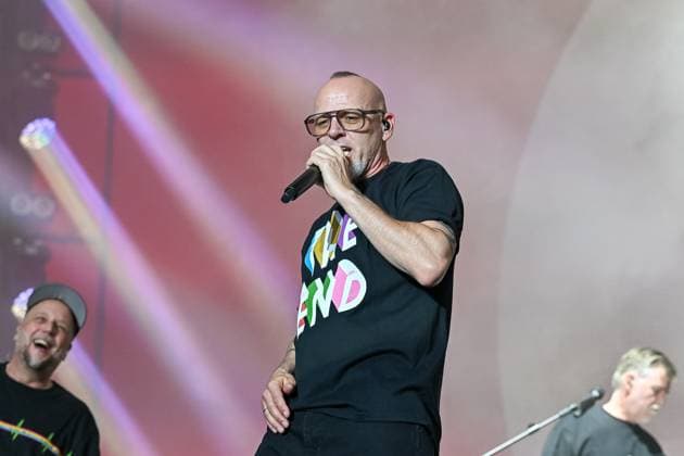 Entertainment Themen der Woche KW27 Entertainment Bilder des Tages Breisach am Rhein Pinot and Rock 2024, Festival, 05.07.2024 Michael Beck beim Konzert der Fantastischen Vier in Breisach. Pinot and Rock 2024, Festival, 05.07.2024 *** Breisach am Rhein Pinot and Rock 2024, Festival, 05 07 2024 Michael Beck at the Fantastischen Vier concert in Breisach Pinot and Rock 2024, Festival, 05 07 2024 Copyright: xEibner-Pressefoto ThomasxHessx EP_THS